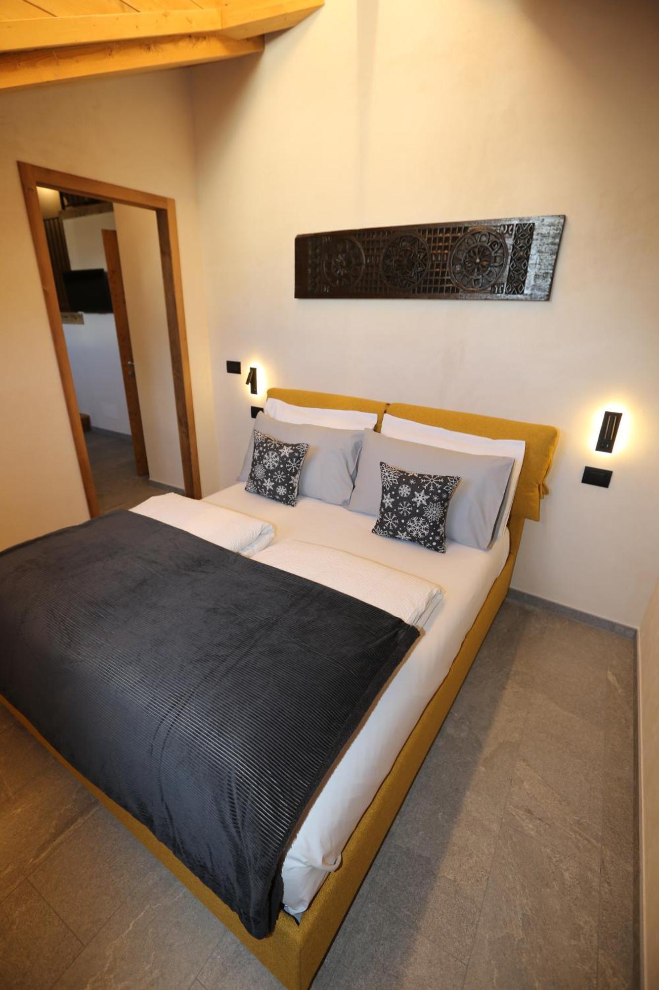 L'Abri En Ville - Parcheggio Privato A 100 Mt Ed Accesso Con Auto Nell'Area Pedonale อาออสตา ภายนอก รูปภาพ